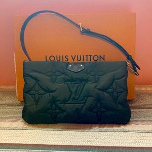 Louis Vuitton Puffer Pouchett